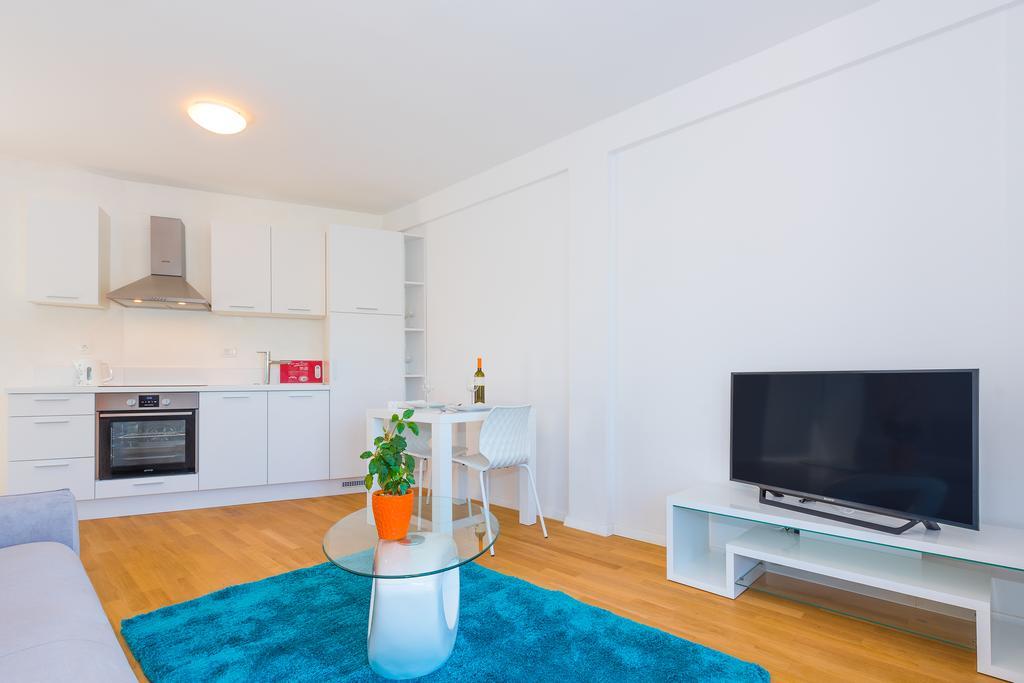 Apartments & Rooms Shark 扎博里克 外观 照片